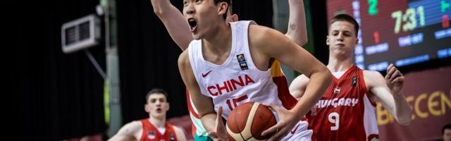 开云体育官网在线入口-杨瀚森选秀行情稳中有升？两大因素左右其前景