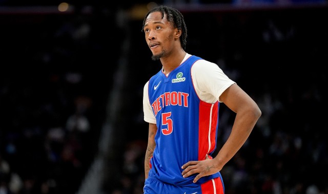 开云体育官网官方网站-杀伤差不少！活塞获得37罚命中23个 太阳25罚16中